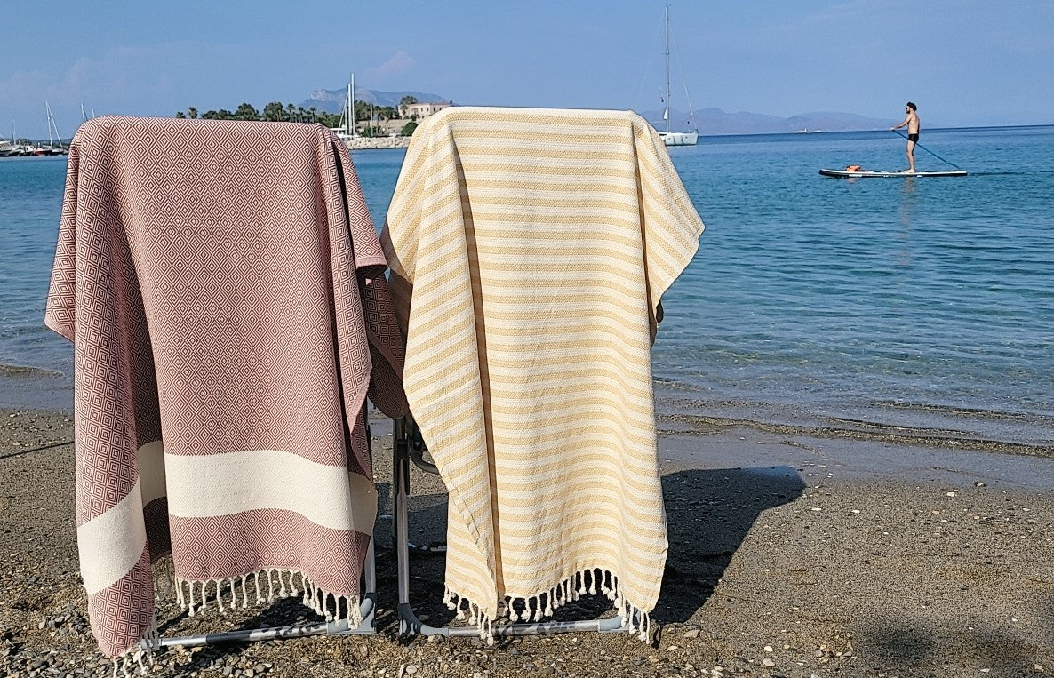 Turkish Towels vs. Regular Towels: What's the difference?